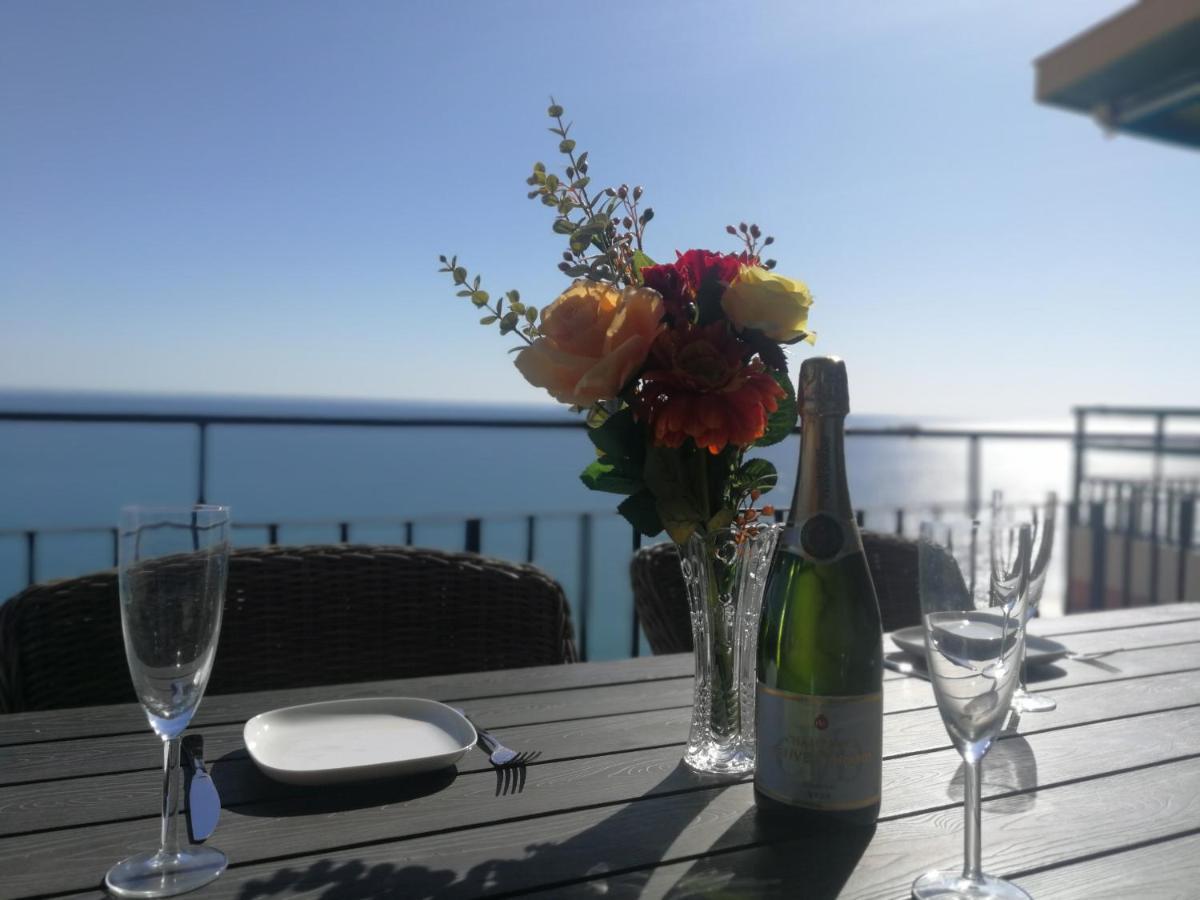 Olimpo - Fuengirola Beachfront Newly Renovated Apartment Exteriér fotografie